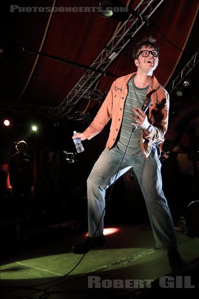 YARD ACT - 2024-04-05 - PARIS - Cabaret Sauvage - 